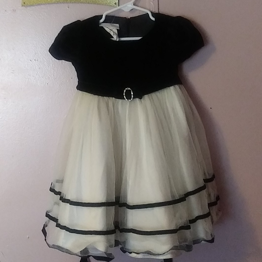 Girl dress